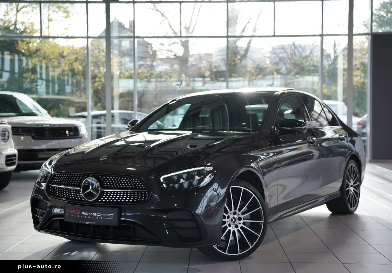 MERCEDES-BENZ E 300 d 4M Limousine AMG Line  20  Pano  Night