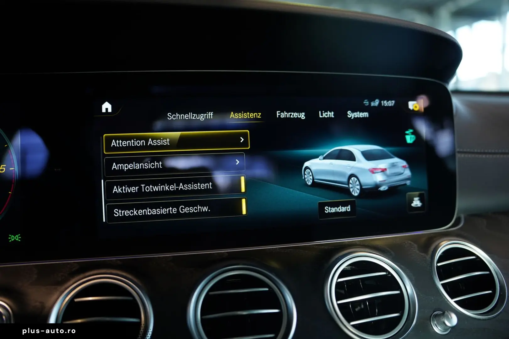 MERCEDES-BENZ E 300 d 4M Limousine AMG Line  20  Pano  Night