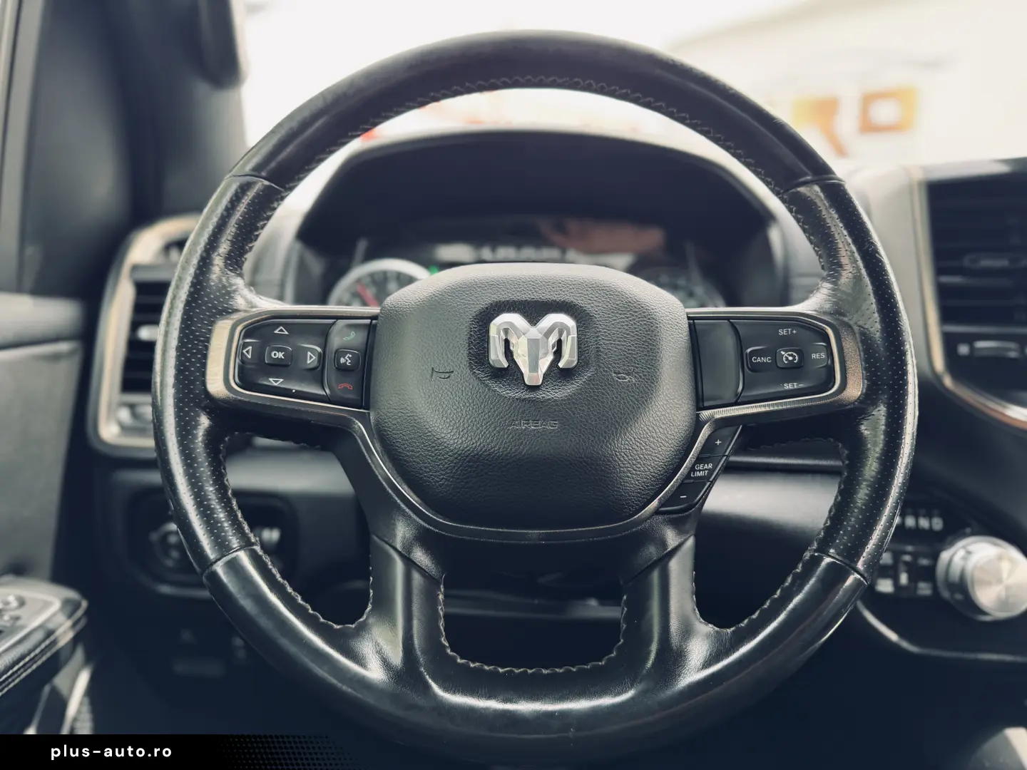 Dodge RAM 1500 Sport   5.7 Hemi 401 Cp   Fab.- 06.2022