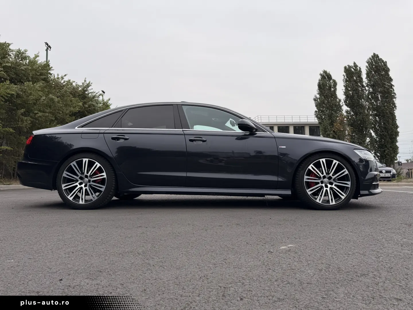 9000e avans și 8000e în 3 luni