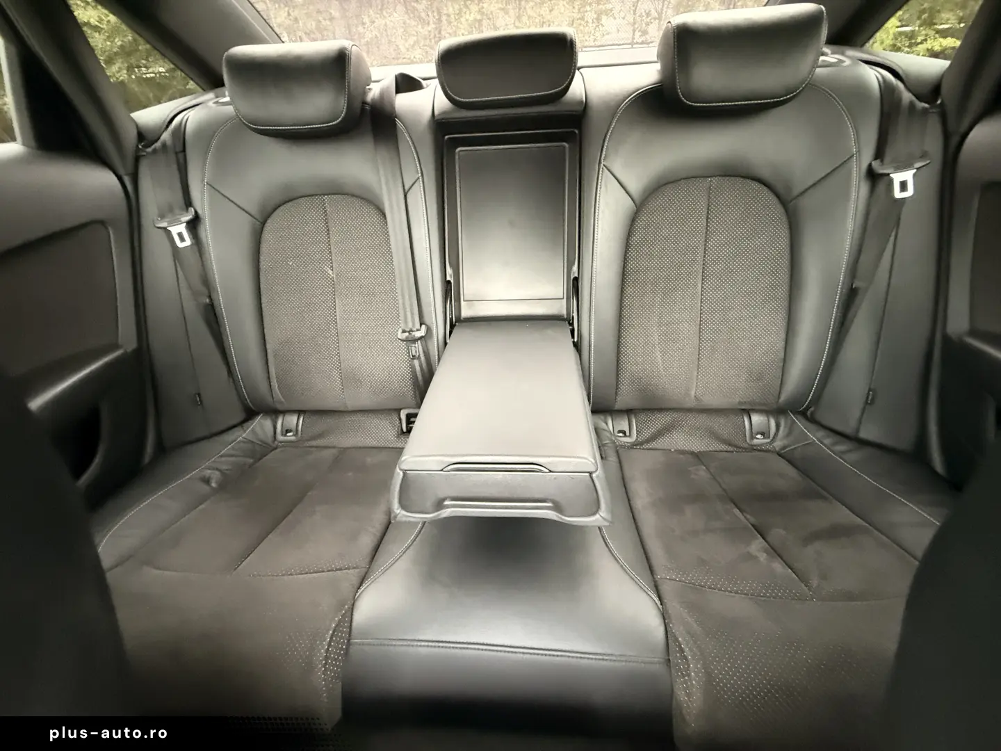 9000e avans și 8000e în 3 luni