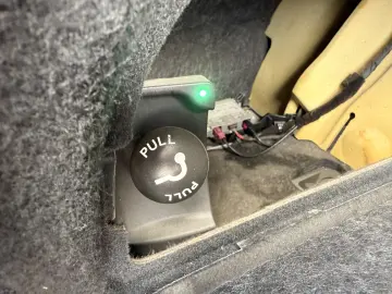 9000e avans și 8000e în 3 luni