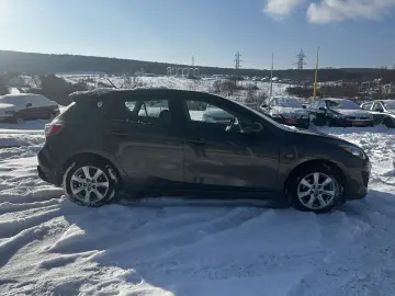 Mazda 3 MZR Active 1.6 MPI   139.000 km   Garanție & Rate