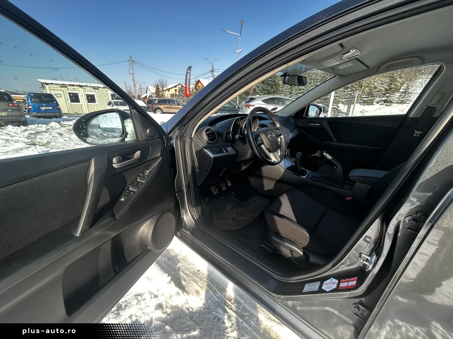 Mazda 3 MZR Active 1.6 MPI   139.000 km   Garanție & Rate