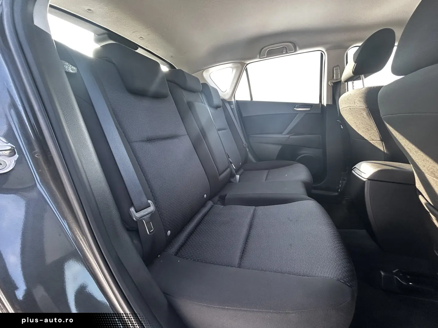 Mazda 3 MZR Active 1.6 MPI   139.000 km   Garanție & Rate