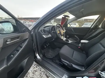 Mazda 3 MZR Active 1.6 MPI   139.000 km   Garanție & Rate