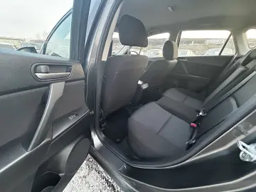 Mazda 3 MZR Active 1.6 MPI   139.000 km   Garanție & Rate