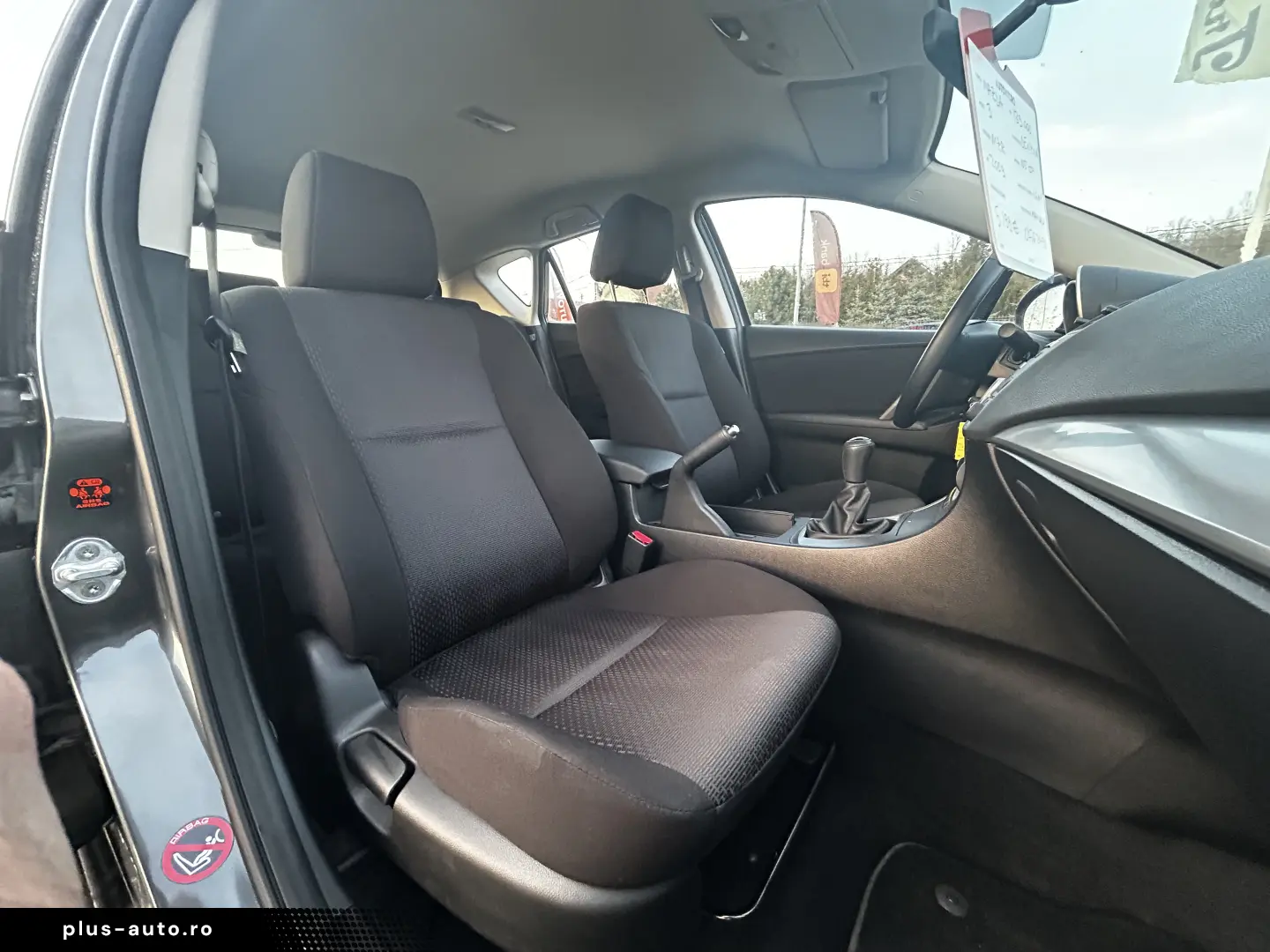 Mazda 3 MZR Active 1.6 MPI   139.000 km   Garanție & Rate