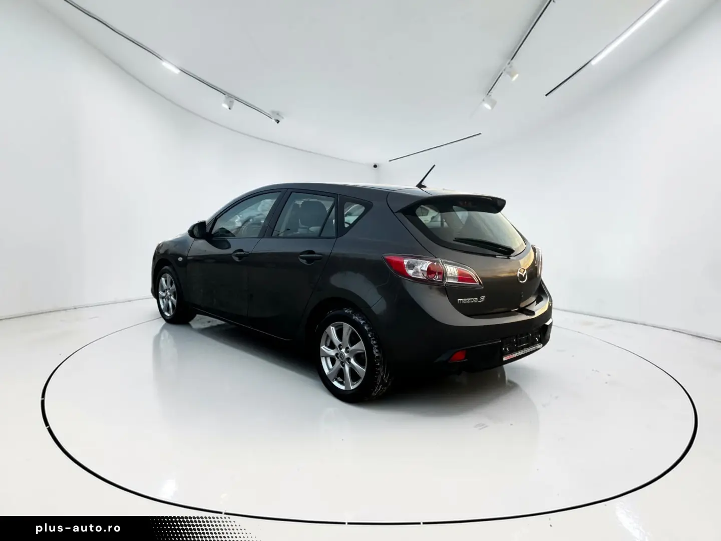Mazda 3 MZR Active 1.6 MPI   139.000 km   Garanție & Rate