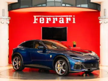FERRARI Purosangue Panoramadach Massagesitze LED-Lenkrad