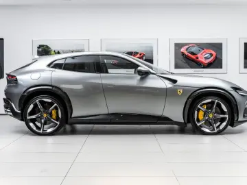 FERRARI Purosangue V12 DCT 4WD