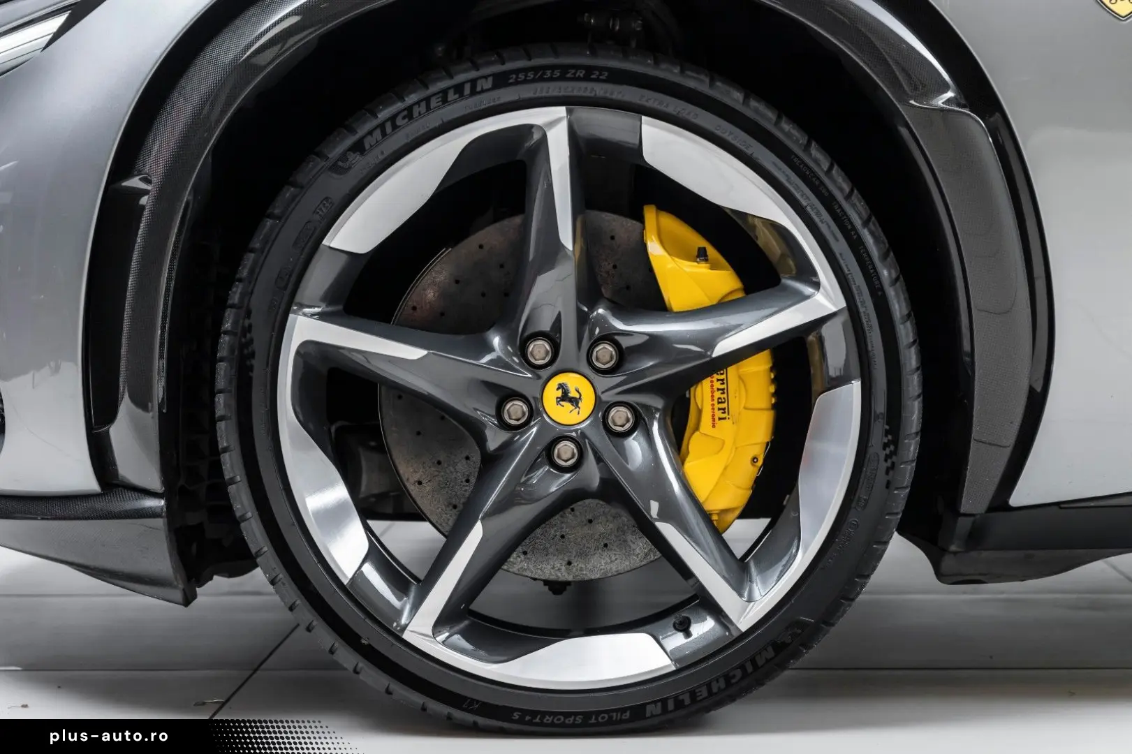 FERRARI Purosangue V12 DCT 4WD