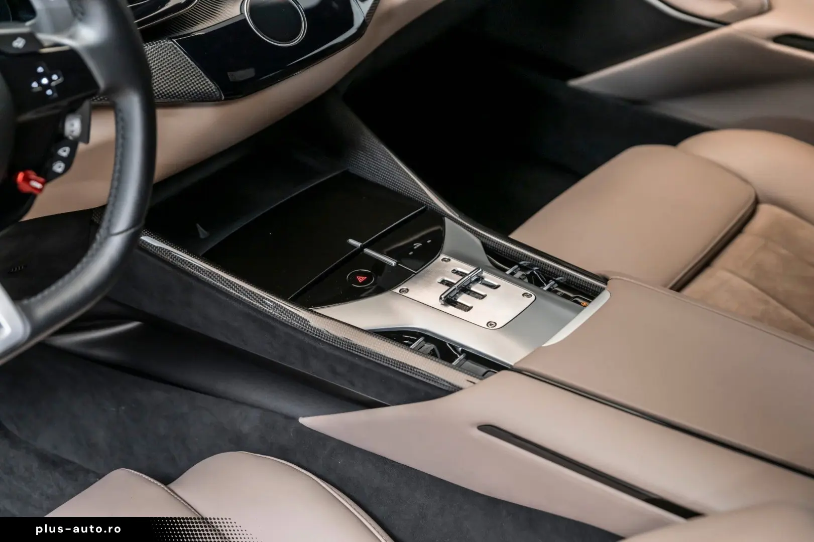 FERRARI Purosangue V12 DCT 4WD