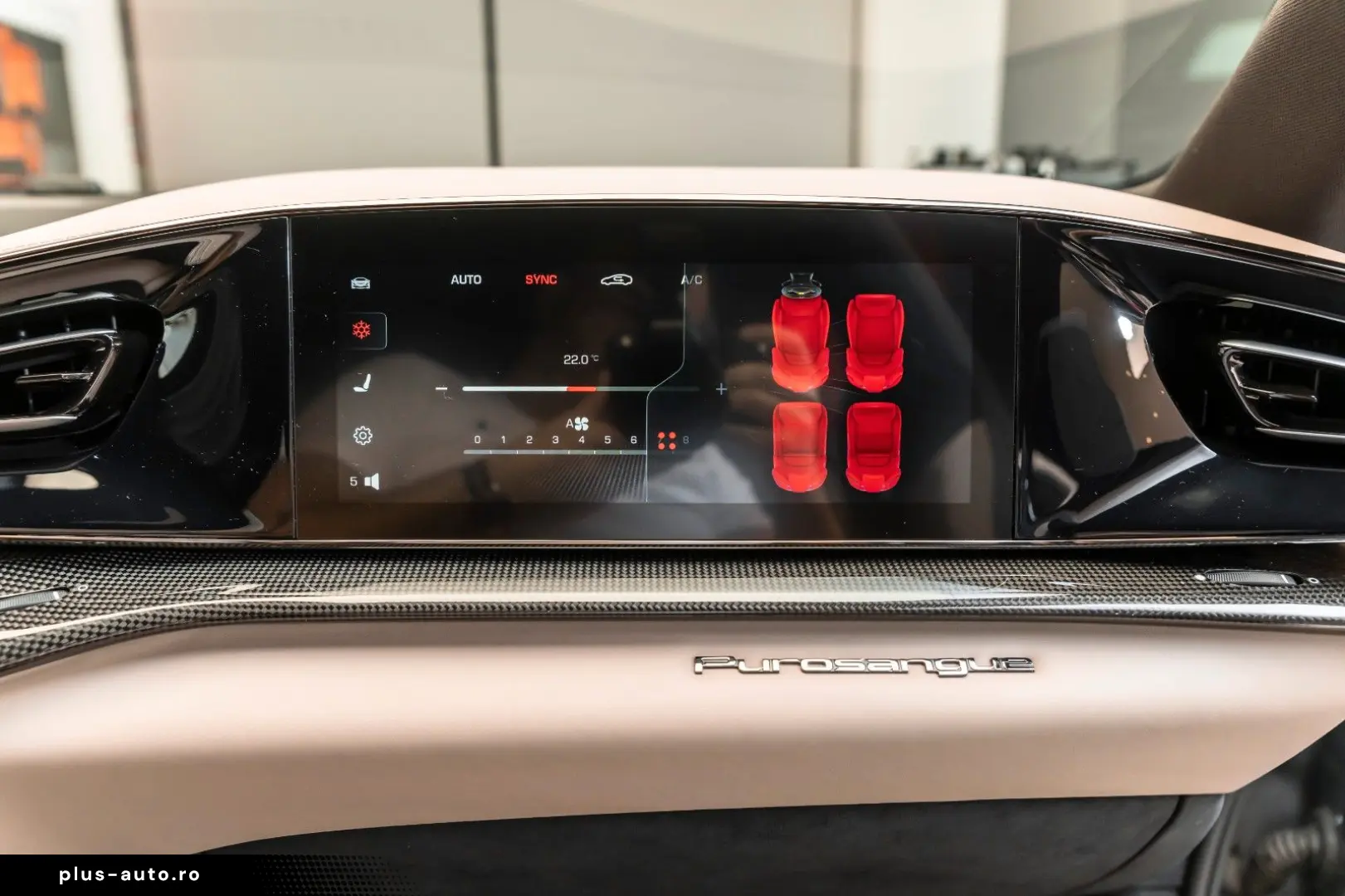 FERRARI Purosangue V12 DCT 4WD