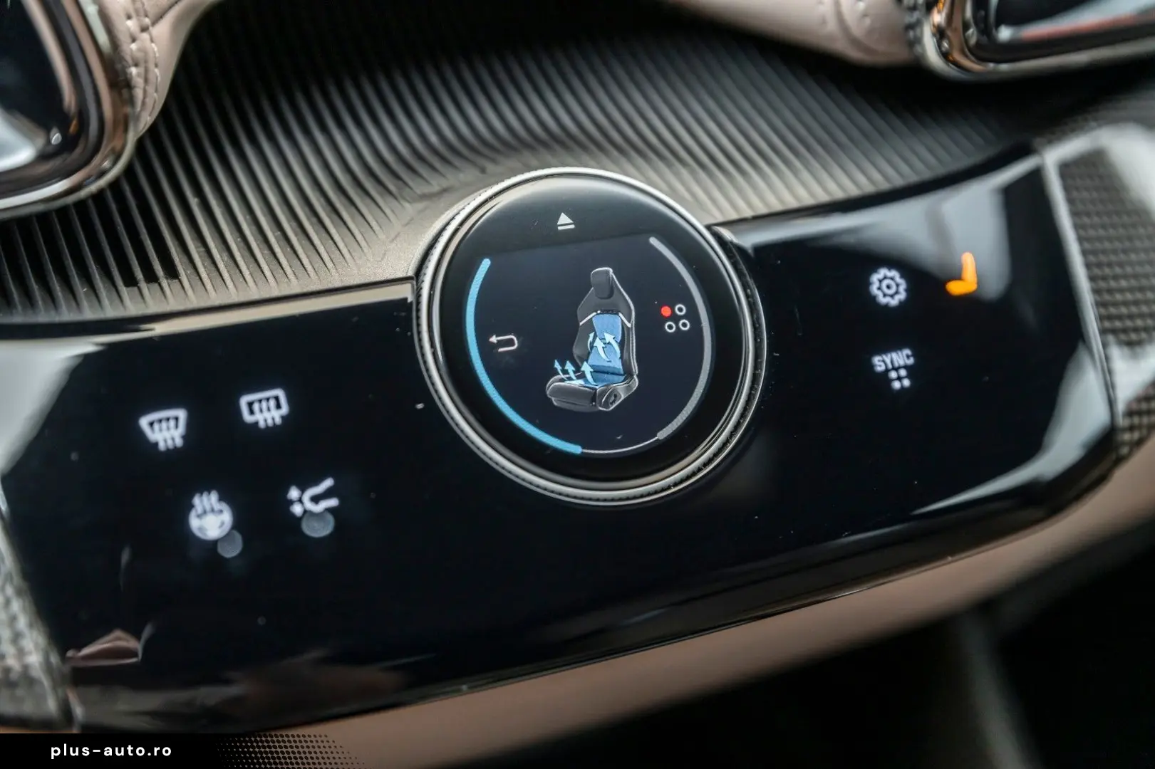 FERRARI Purosangue V12 DCT 4WD