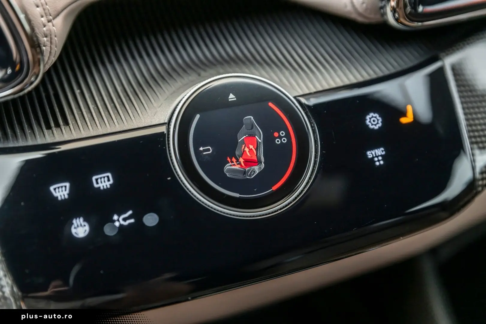 FERRARI Purosangue V12 DCT 4WD