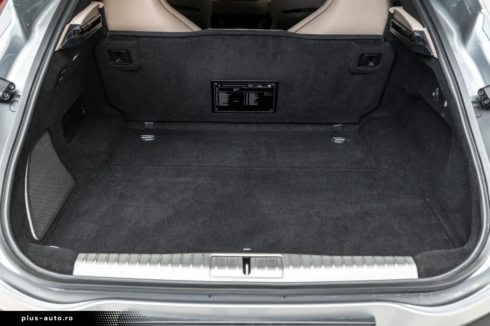 FERRARI Purosangue V12 DCT 4WD