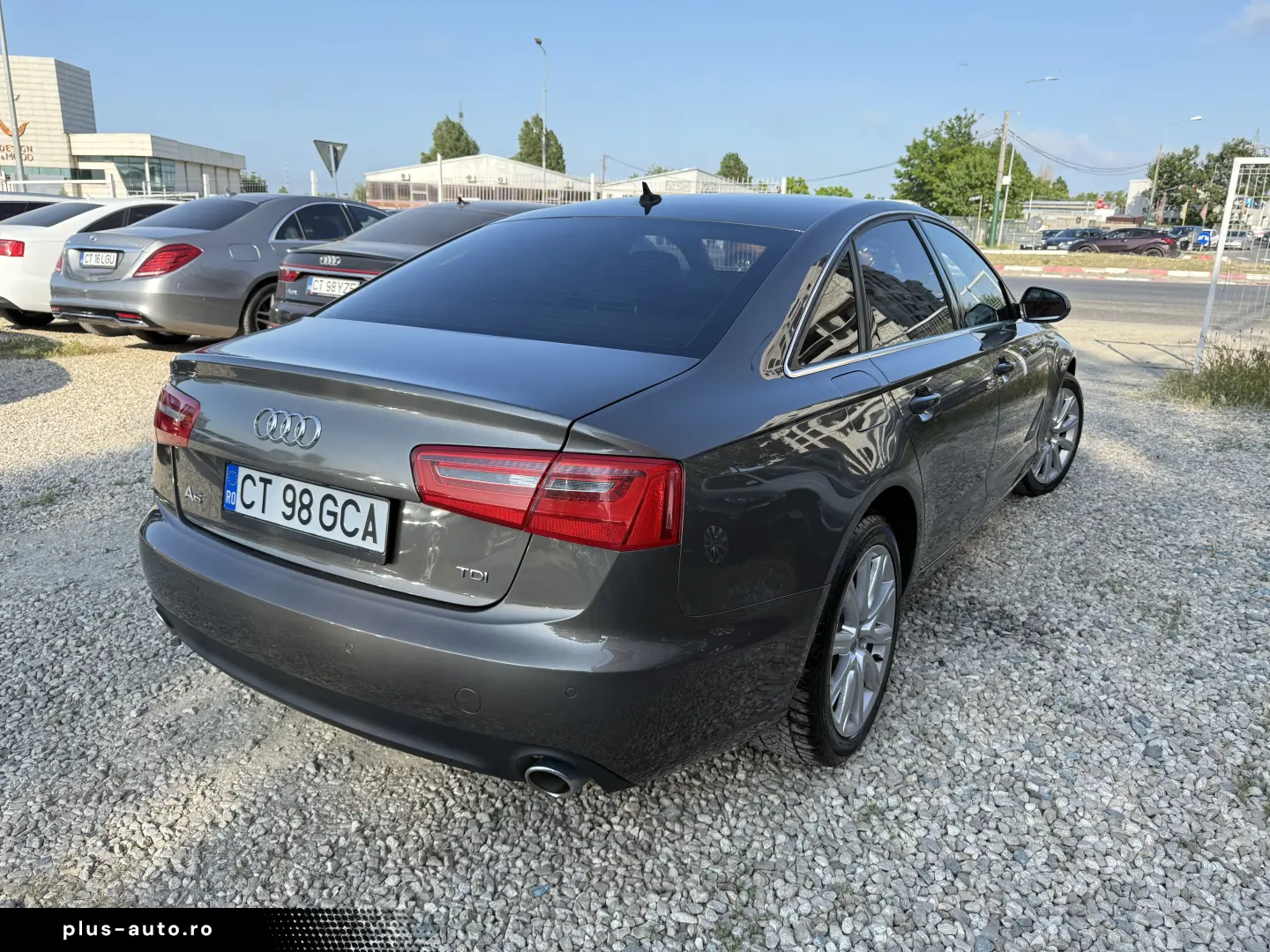 6000e avans și 5000e în 3 luni