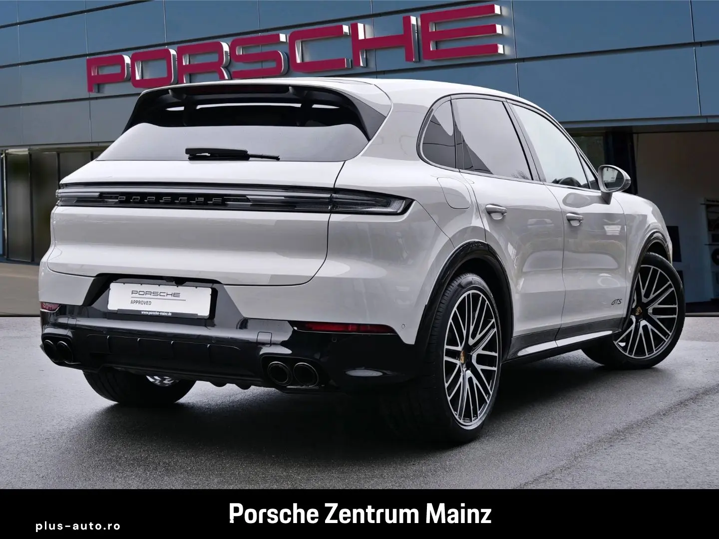 PORSCHE Cayenne GTS Head-Up LED-Matrix 22-Zoll InnoDrive