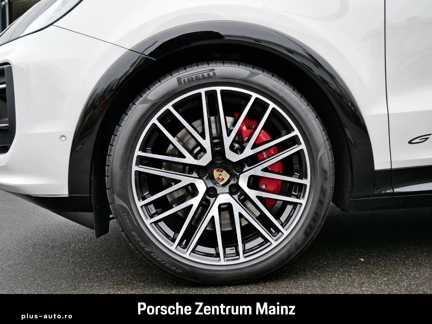 PORSCHE Cayenne GTS Head-Up LED-Matrix 22-Zoll InnoDrive