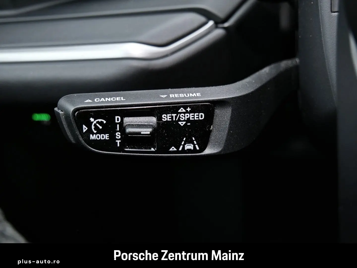 PORSCHE Cayenne GTS Head-Up LED-Matrix 22-Zoll InnoDrive