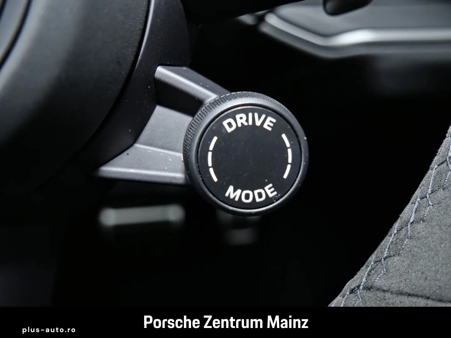 PORSCHE Cayenne GTS Head-Up LED-Matrix 22-Zoll InnoDrive