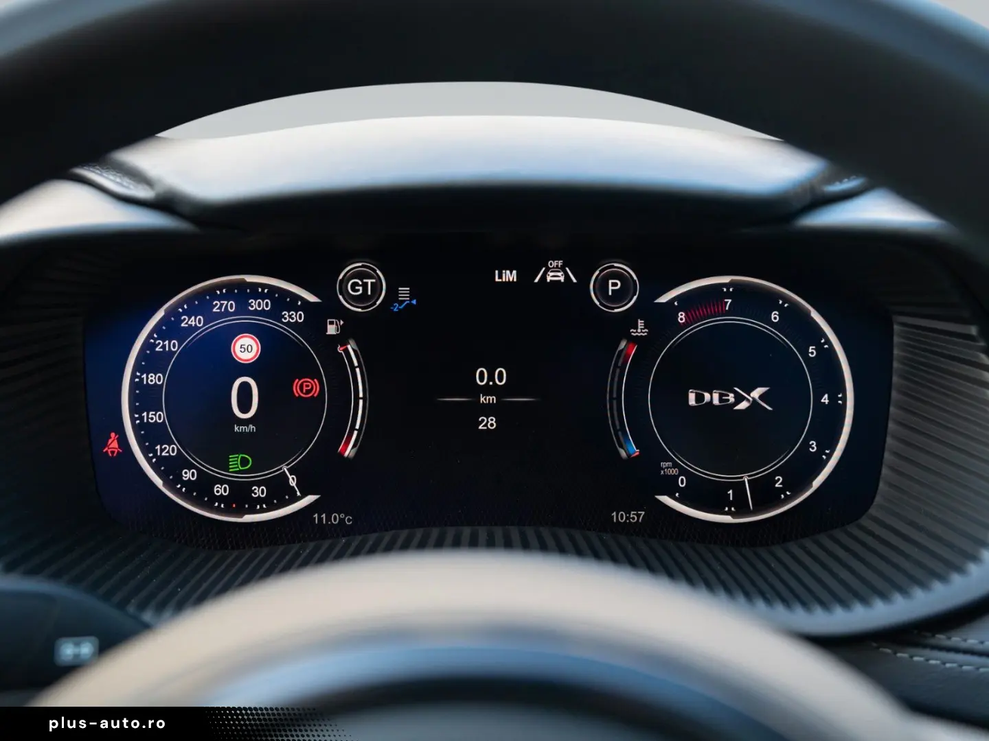 ASTON MARTIN DBX707   Carbon Twill   Duotone Interior