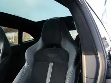 ASTON MARTIN DBX 707 V8 4x4