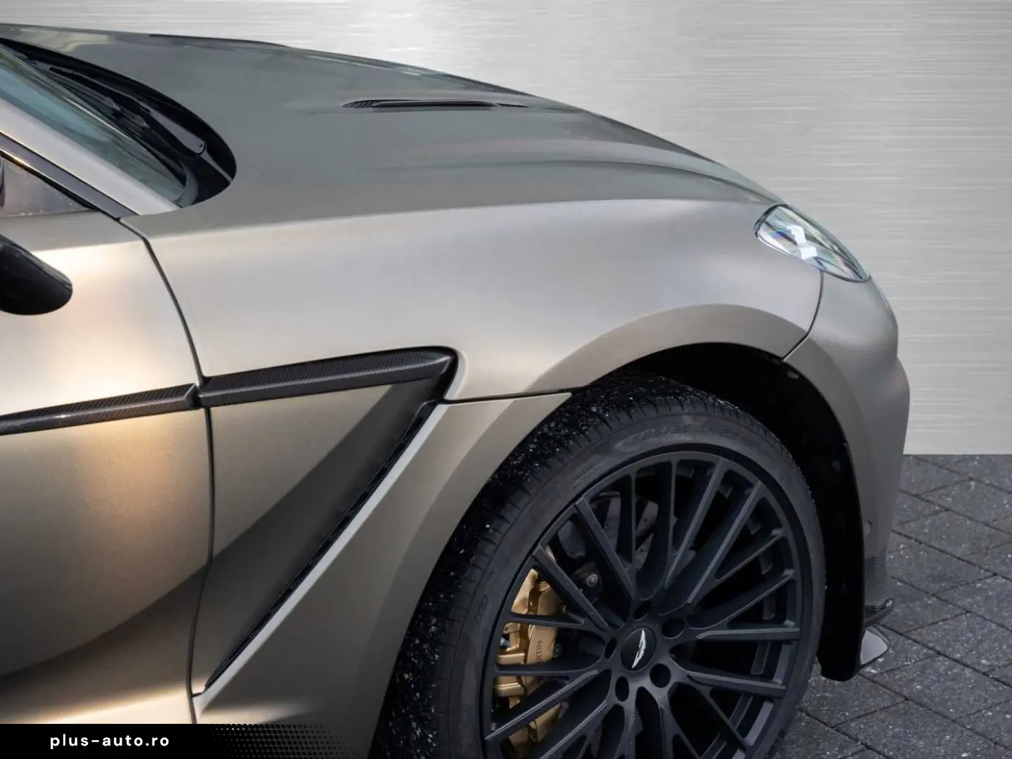 ASTON MARTIN DBX 707 V8 4x4