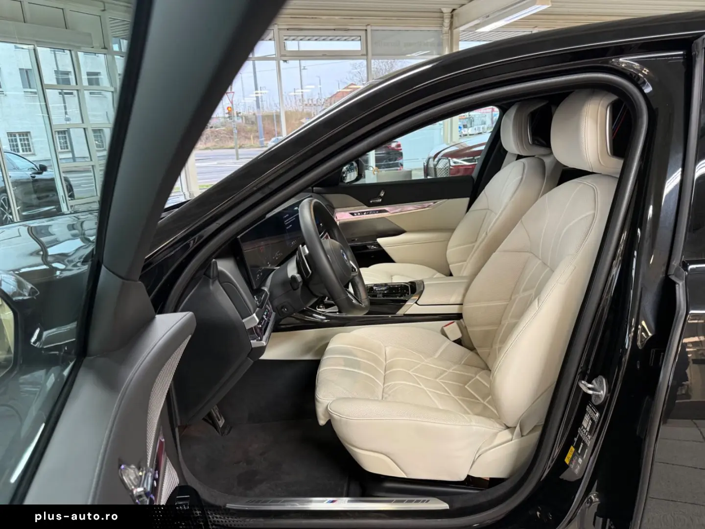 BMW 750e xDrive M Sportpaket Executive Drive Pro