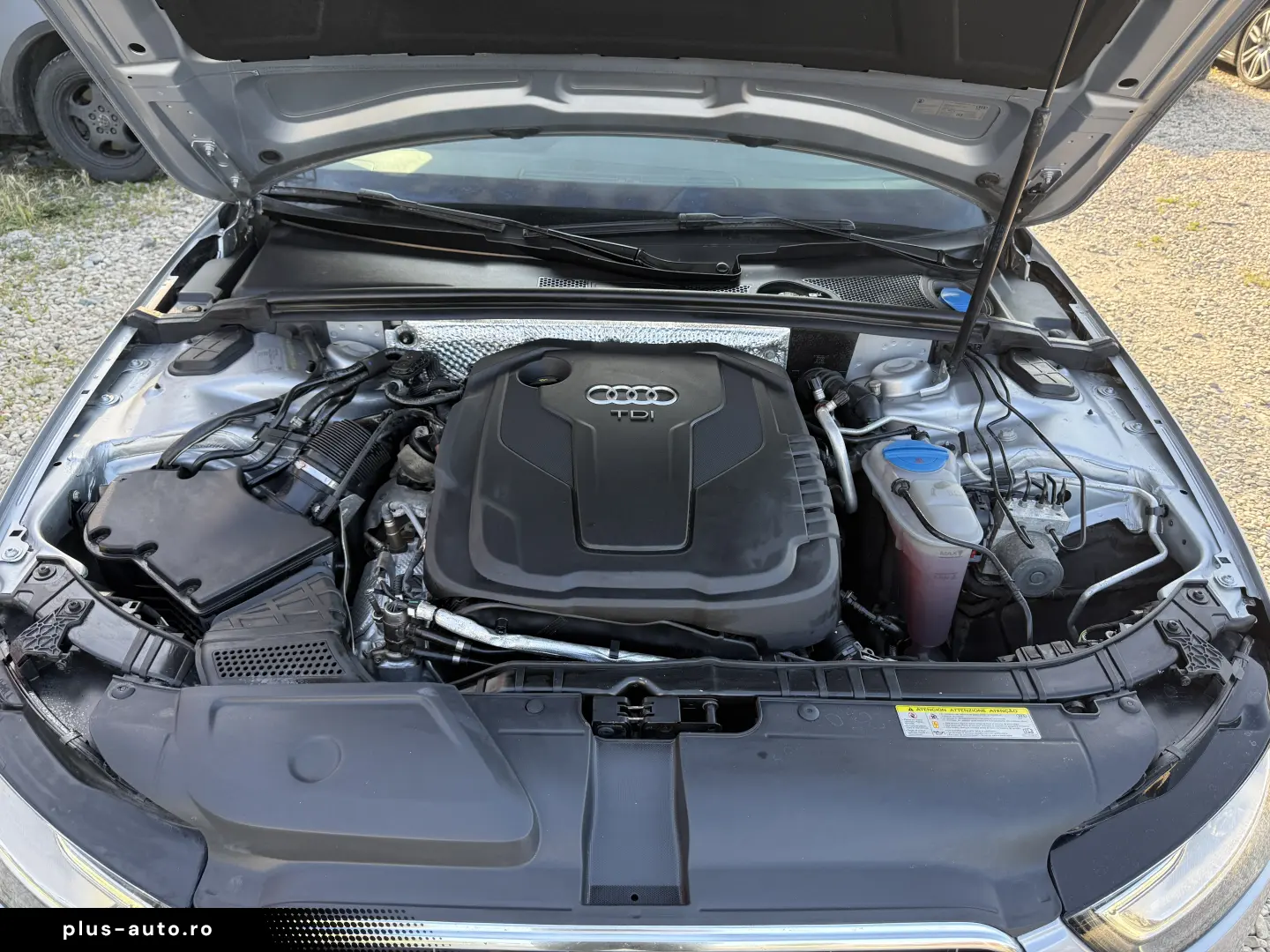 6000e avans și 5000e în 3 luni