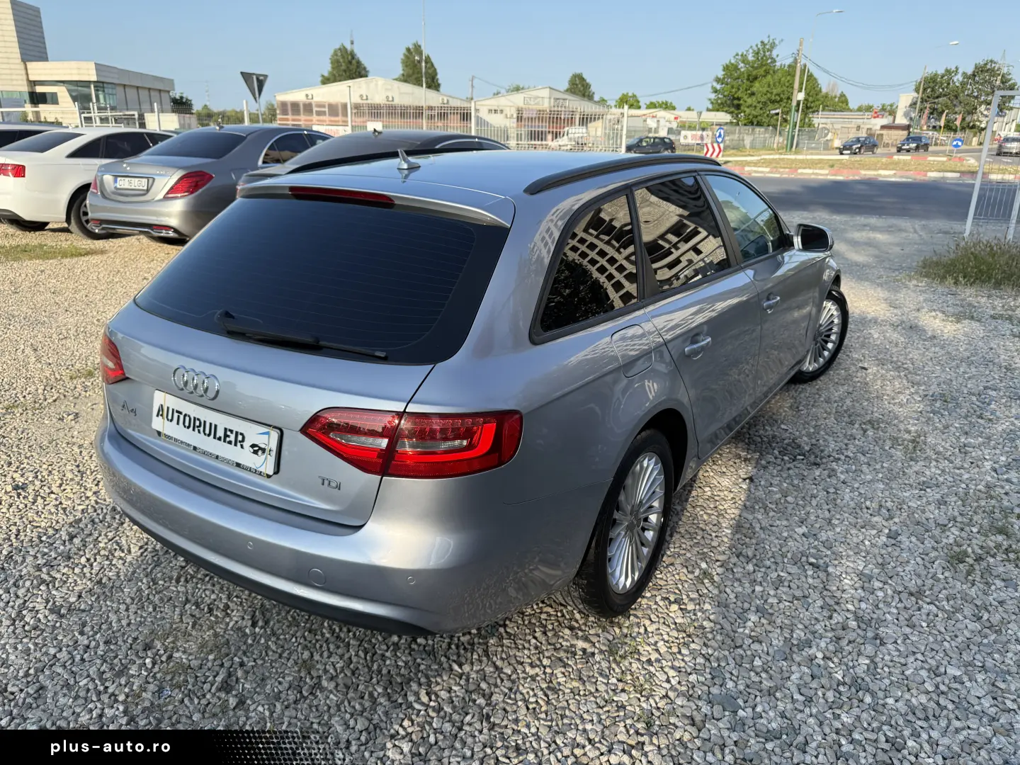 6000e avans și 5000e în 3 luni