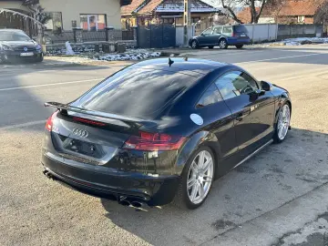 Audi TTS