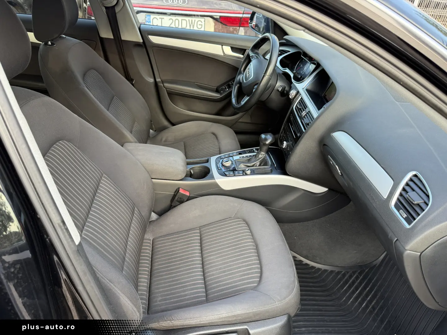 rate directe cu 5000e avans 4500 în 3 luni