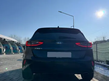 Kia cee'd   Ceed