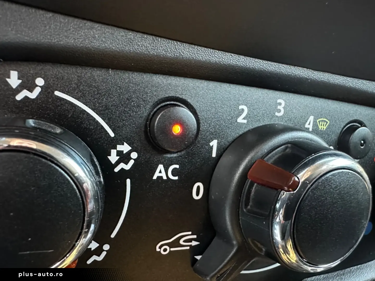 Dacia Duster 1.6 Mpi   GPL 2015