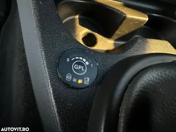 Dacia Duster 1.6 Mpi   GPL 2015