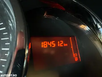 Dacia Duster 1.6 Mpi   GPL 2015