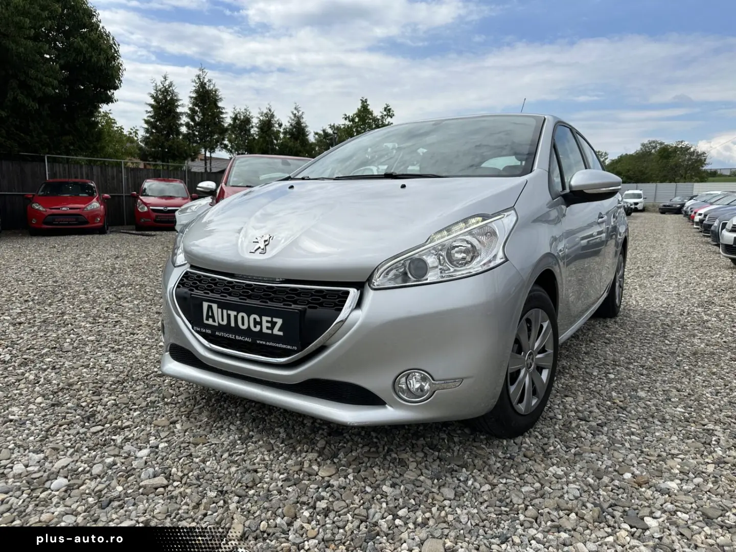 Peugeot 208 An 2014-Benzina 1.2Mpi