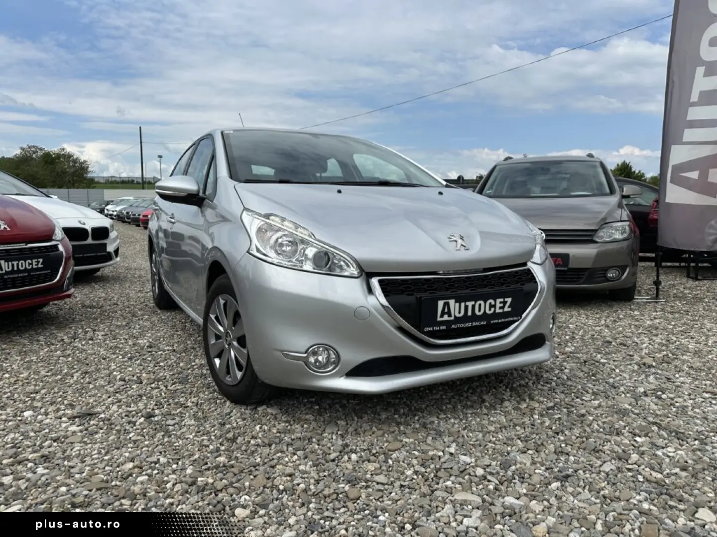 Peugeot 208 An 2014-Benzina 1.2Mpi