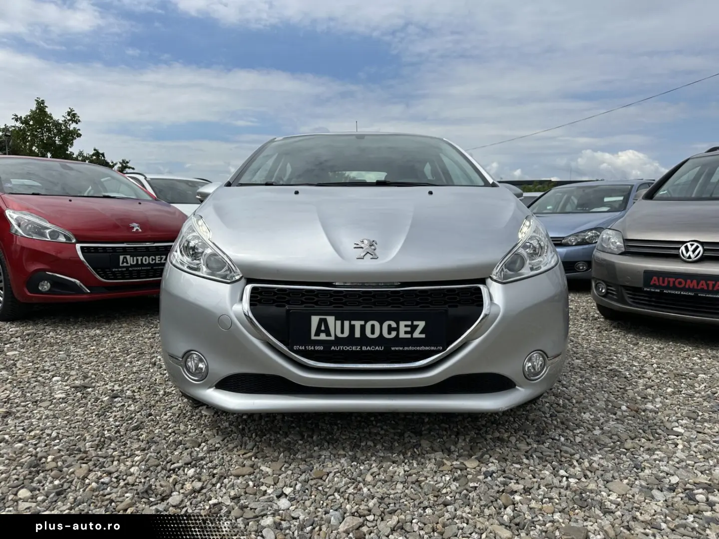Peugeot 208 An 2014-Benzina 1.2Mpi