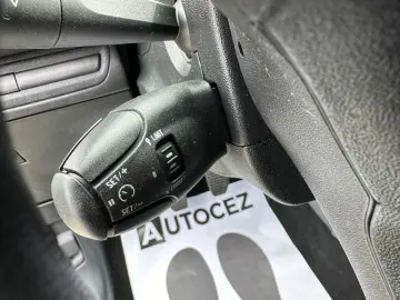 Peugeot 208 An 2014-Benzina 1.2Mpi