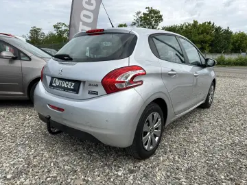 Peugeot 208 An 2014-Benzina 1.2Mpi