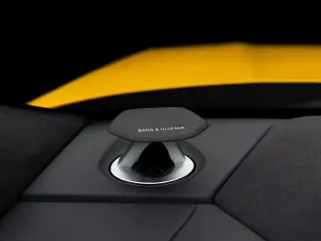 LAMBORGHINI Urus  AKRAPOVIC  23 ZOLL TAIGETE  PANO B&O Q-CI