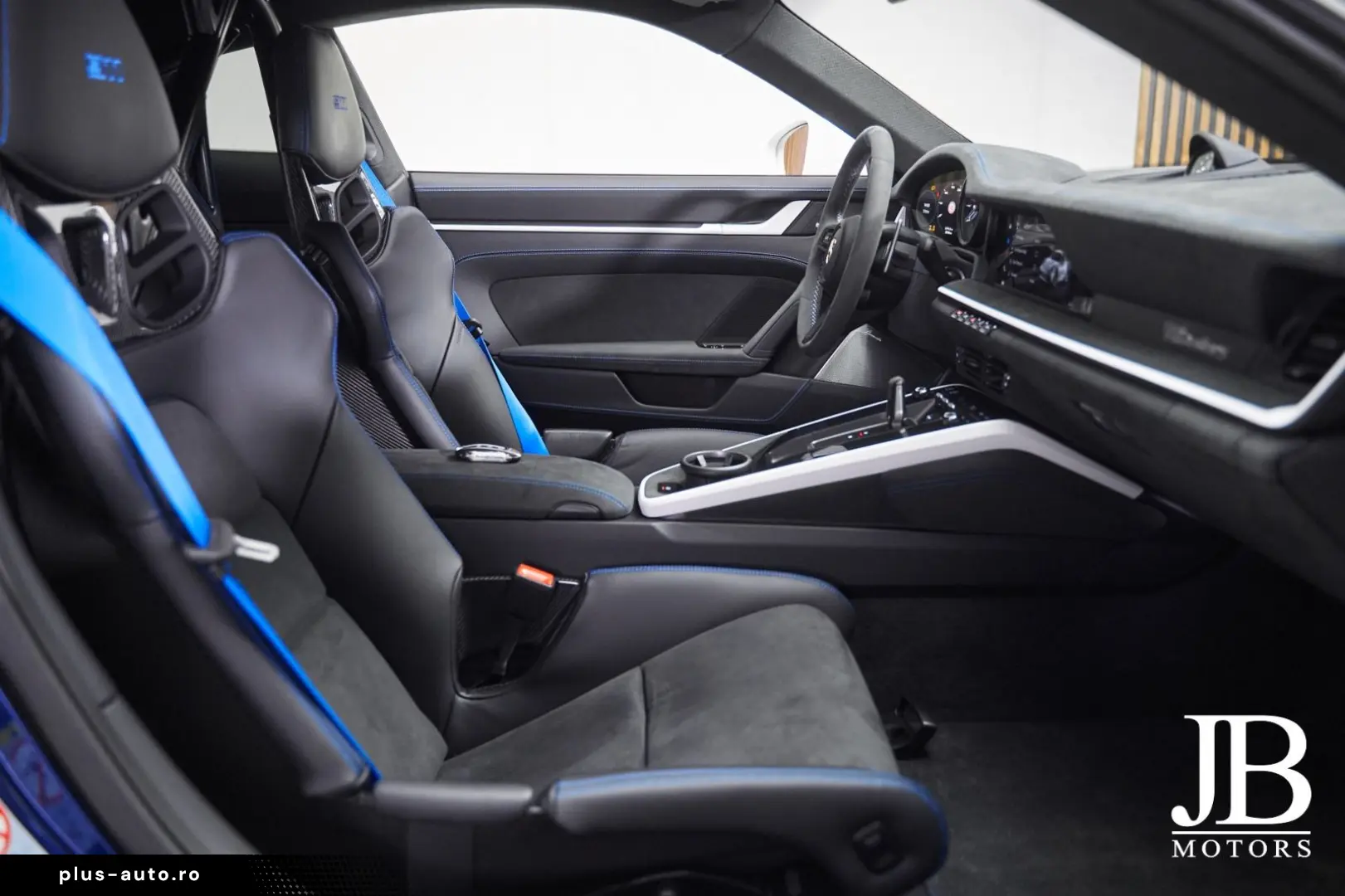 PORSCHE 992 Dakar Roughroads Burmester 360  Rallye LED