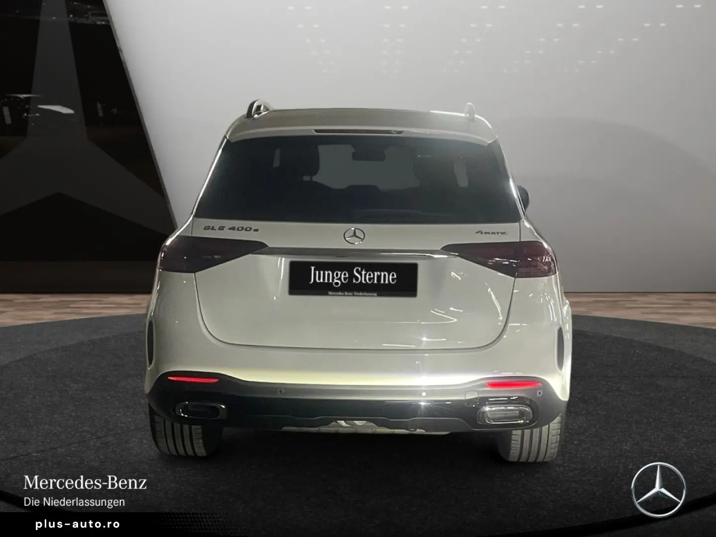 MERCEDES-BENZ GLE 400 e 4M AMG Advanced  Pano AHK Burmester