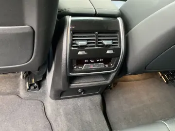 BMW X6 M60 i xDrive UPE 148.000€ SoftClose Pano DAB