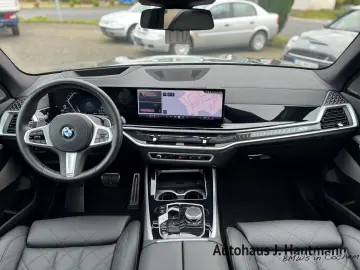 BMW X5 40d xDrive M SPORT  AHK PANO ACC H&K 360