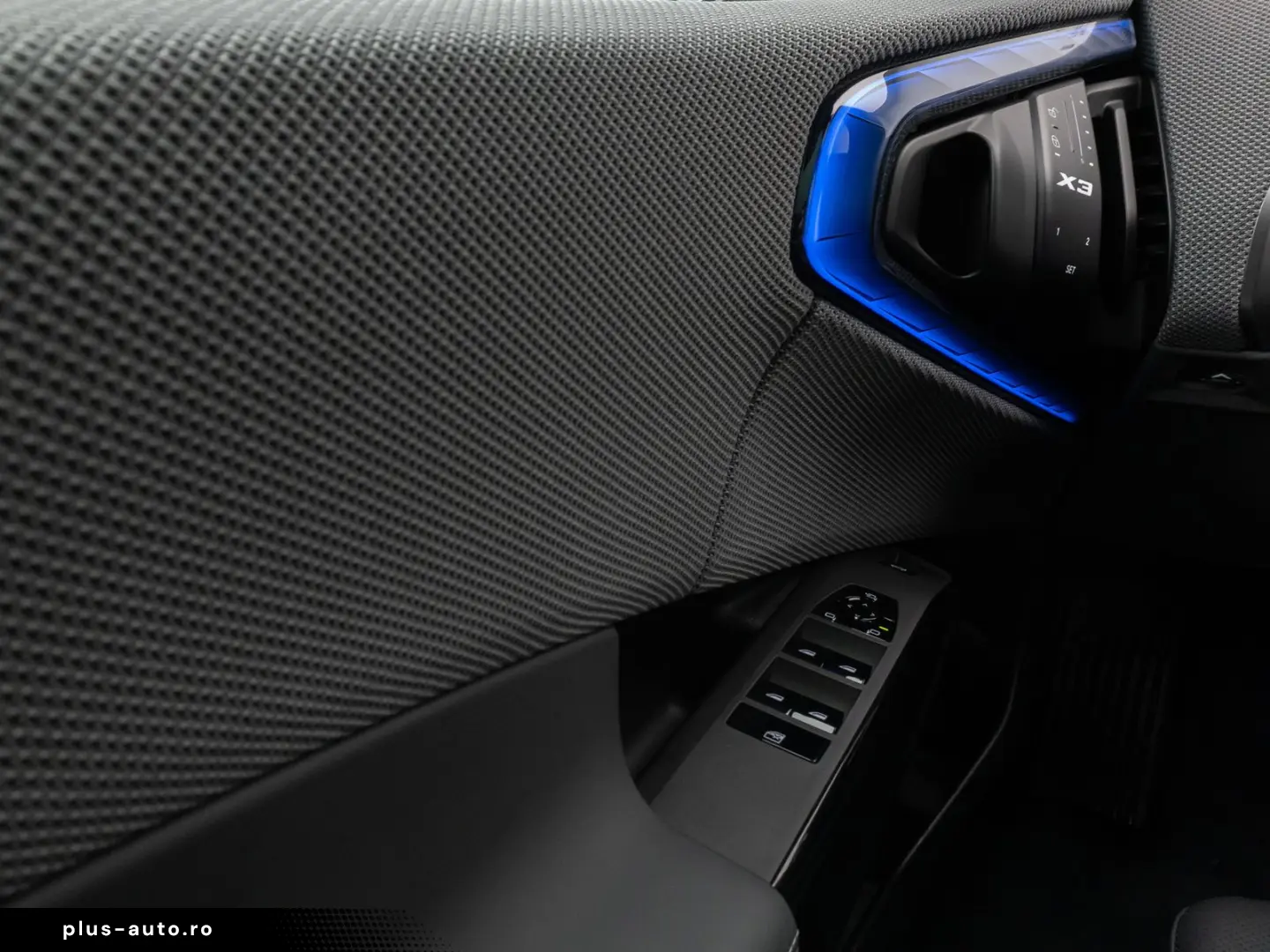 BMW X3 M50 Panorama 360 HUD DAB H K Komfort Alarm