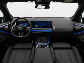 BMW X3 M50 Panorama 360 HUD DAB H K Komfort Alarm